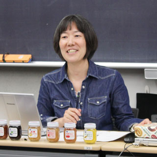 法学部　打越 綾子　教授「専門演習」