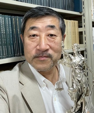 町村　泰貴　教授「教員・学生間の対話を通じて、学生の積極的な授業参加を引き出す授業」