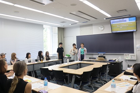 日本とイタリアの比較を英語で発表