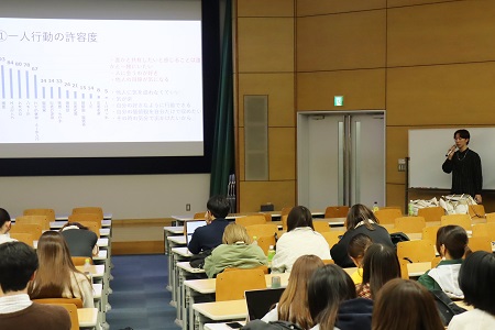 3年生による研究発表