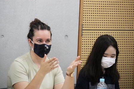 Eliza Castaldo氏(左)