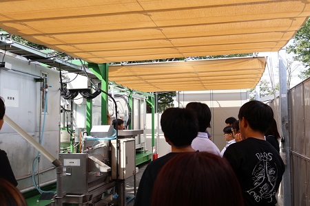 超小型バイオガスプラントを見学