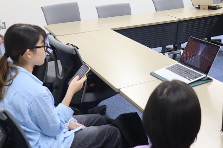 PCに表示される道順を記憶する実験