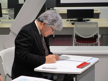 成城大学　小宮路 雅博　教授