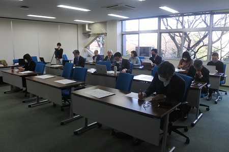 当日参加した教職員の様子