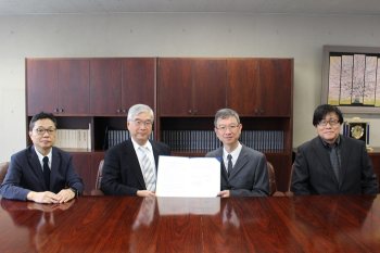 国際シンポジウムを開催-経済学研究科創設50周年記念事業