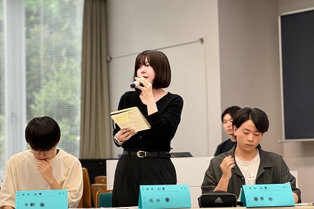 自分たちで考えてきた主張を説明します