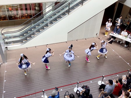 「成城ラブライブ!」によるパフォーマンス