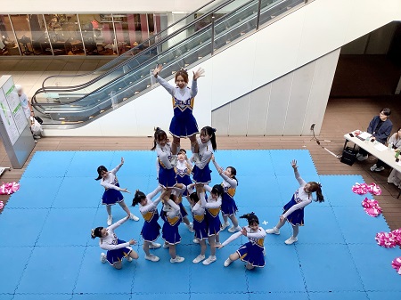 「應援團チアリーダー部」によるパフォーマンス