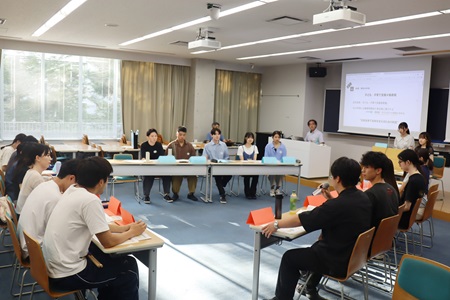 両チームが最終弁論