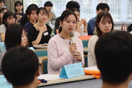 ジャッジによる判定理由の説明