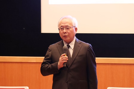 戸部学園長による開会の挨拶