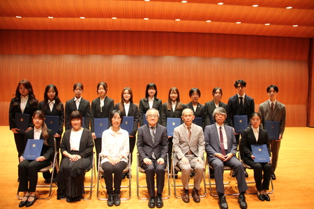経済学部