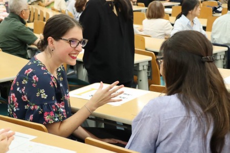 第二部ワークショップの様子。会話が盛り上がり、時間が過ぎても話し足りない様子でした